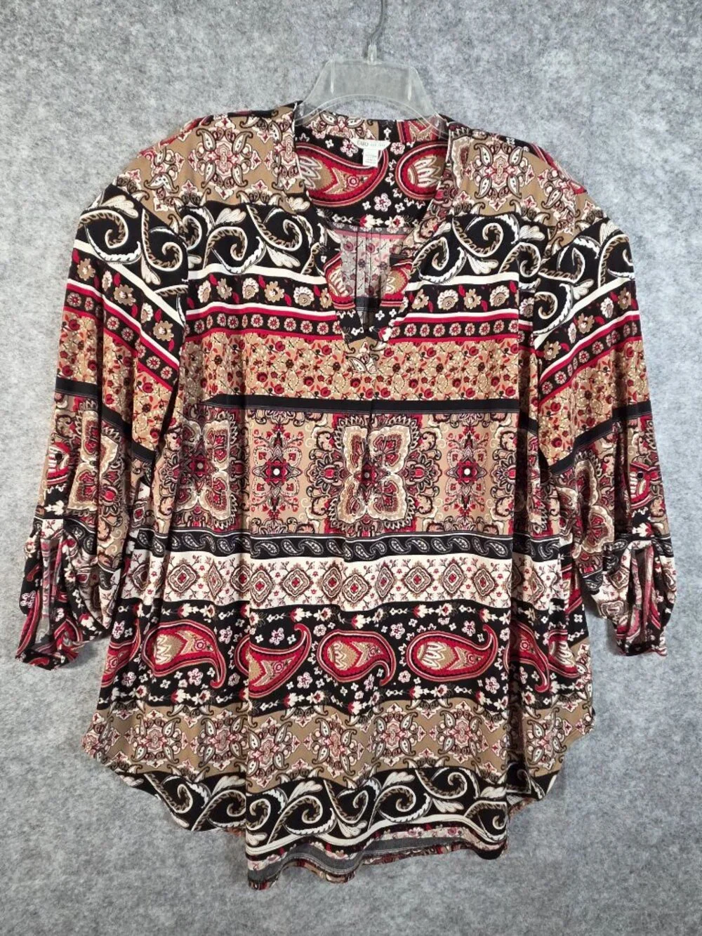 Cato Boho Paisley Medallion Blouse Red Black Tan V-Neck Tab Sleeve size 22/24